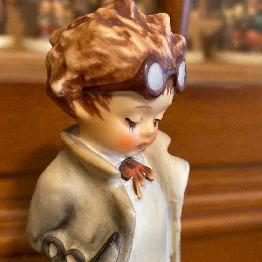 🧡TM5 ‘Doctor’ Hummel Goebel #127